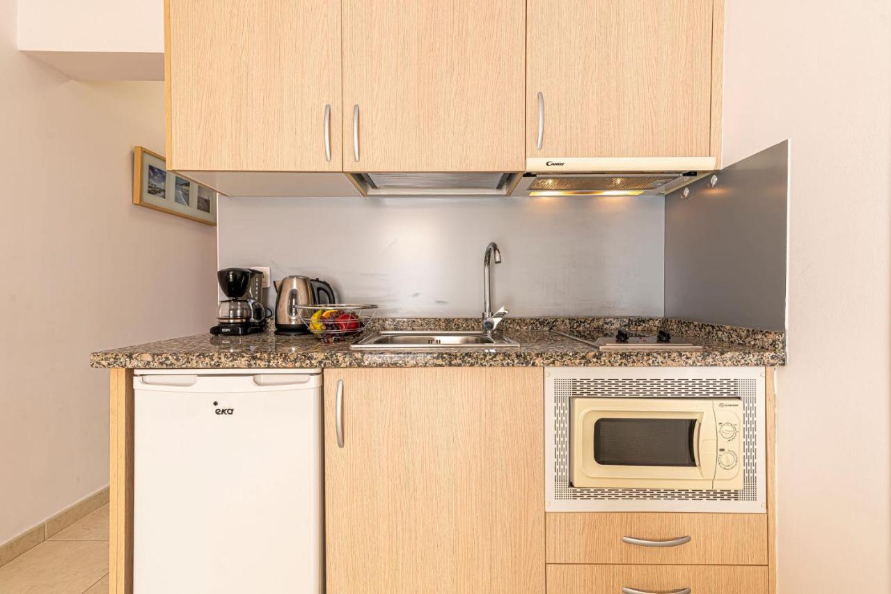 Apartamentos En El Centro De Los Cristianos Arona  Zewnętrze zdjęcie
