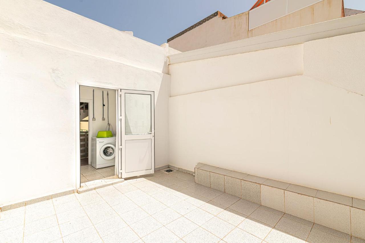 Apartamentos En El Centro De Los Cristianos Arona  Zewnętrze zdjęcie