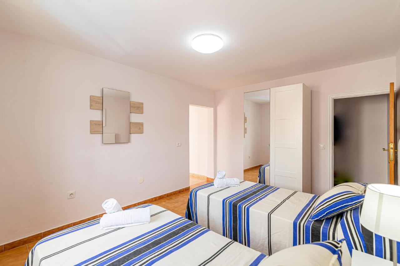Apartamentos En El Centro De Los Cristianos Arona  Zewnętrze zdjęcie