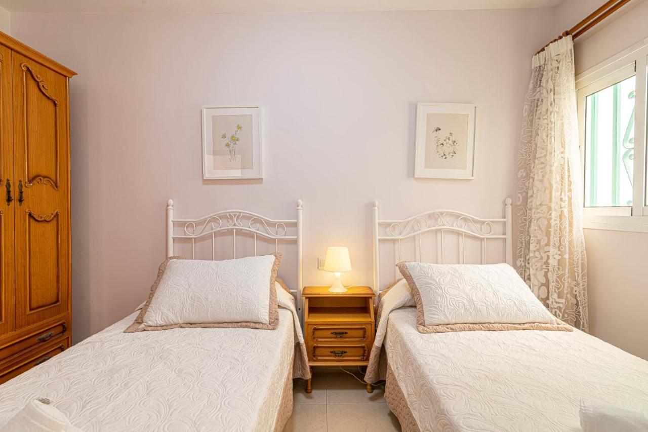 Apartamentos En El Centro De Los Cristianos Arona  Zewnętrze zdjęcie