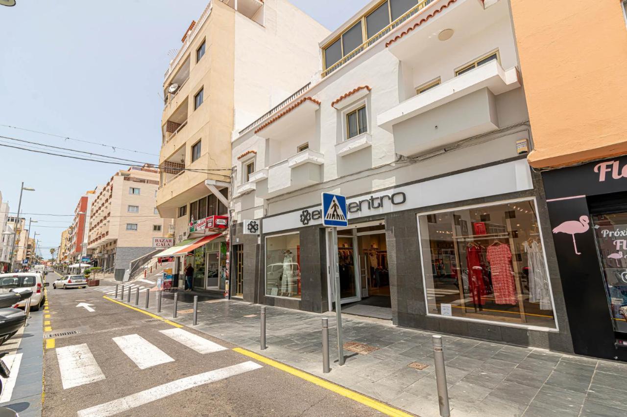 Apartamentos En El Centro De Los Cristianos Arona  Zewnętrze zdjęcie