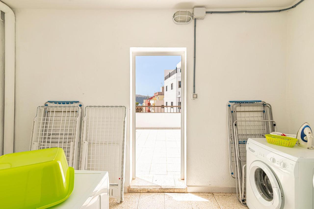 Apartamentos En El Centro De Los Cristianos Arona  Zewnętrze zdjęcie