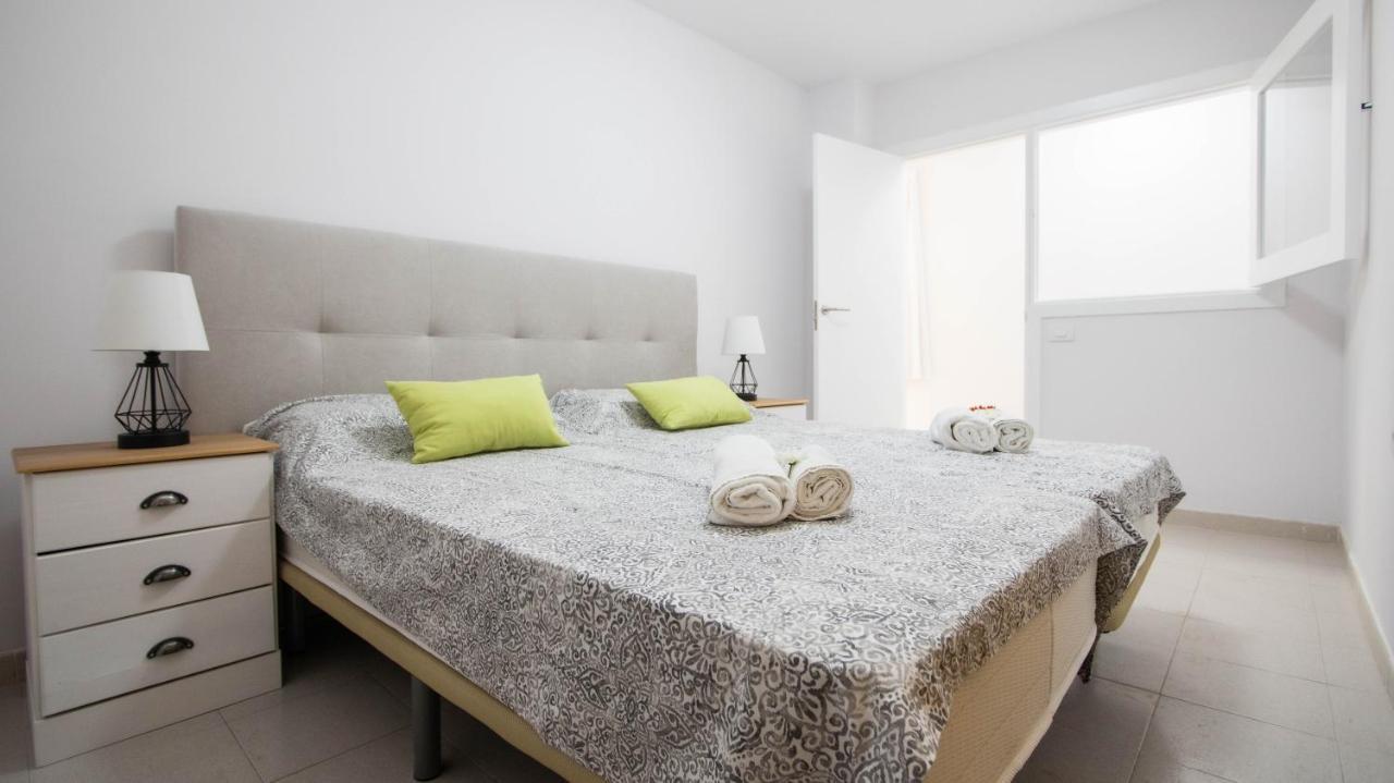 Apartamentos En El Centro De Los Cristianos Arona  Zewnętrze zdjęcie
