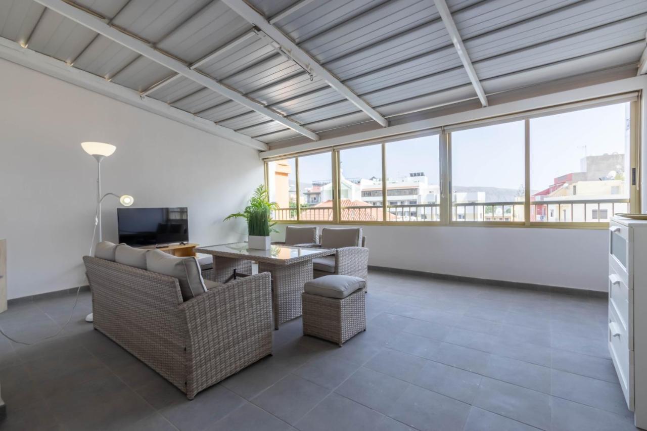 Apartamentos En El Centro De Los Cristianos Arona  Zewnętrze zdjęcie